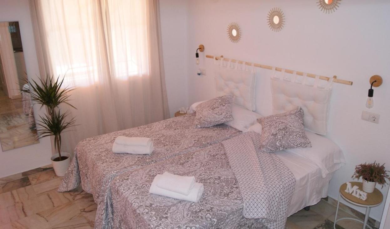 Sevilla Brisas Vip Valencina De La Concepcion エクステリア 写真